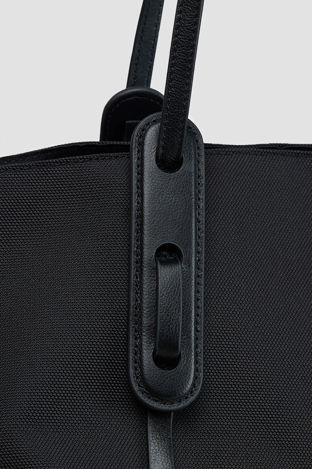 BLACKSUGAR CANVAS UTILITY TOTE BAG | BB25009