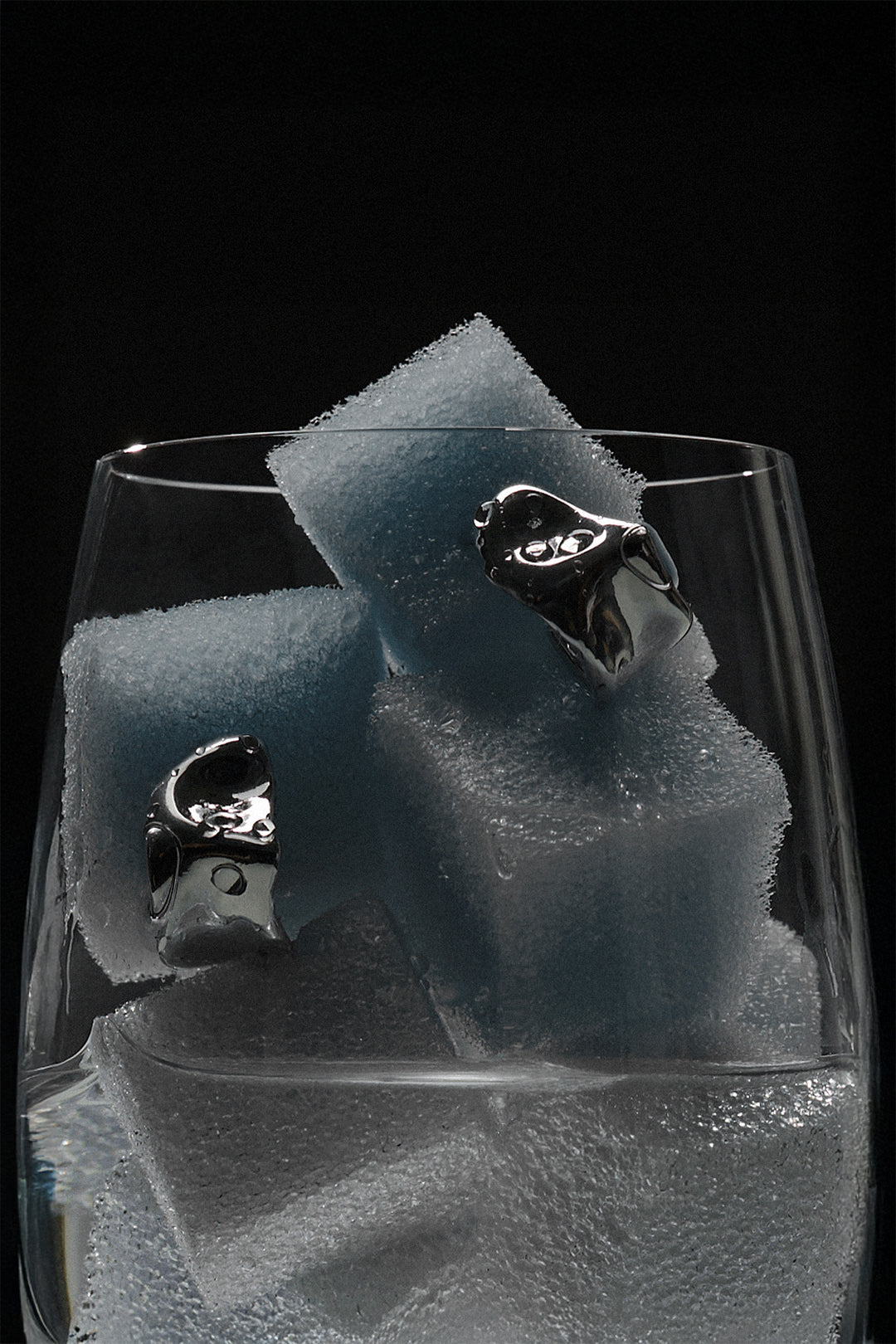 BLACKSUGAR MOLTEN SILVER STUDS | BSJ26003