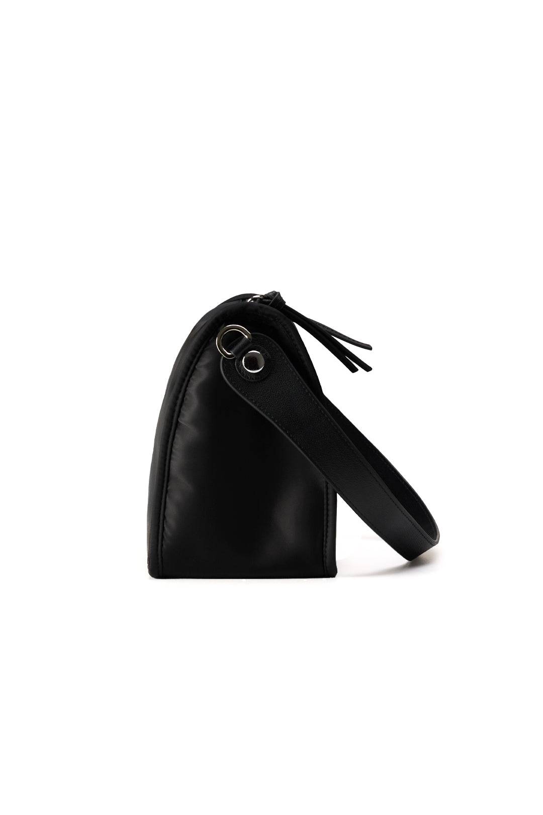 BLACKSUGAR NYLON SHOULDER BAG | BB23005