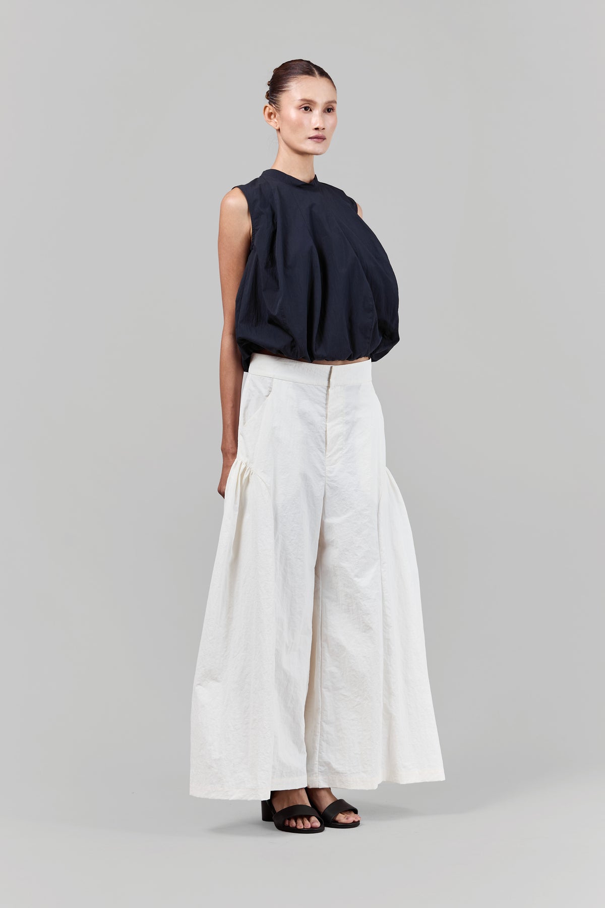 BLACKSUGAR SCULPTURAL BALLOON TOP | BS26071