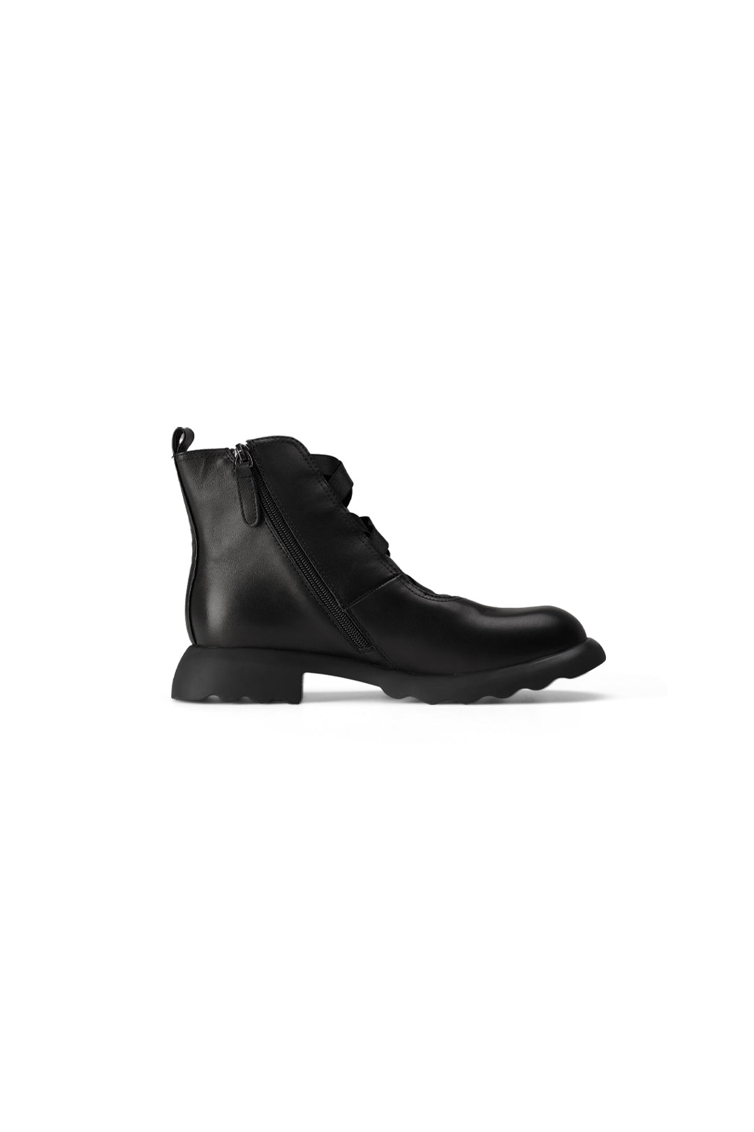 BLACKSUGAR CRISS-CROSS LUG SOLE BOOTS | BSS24003