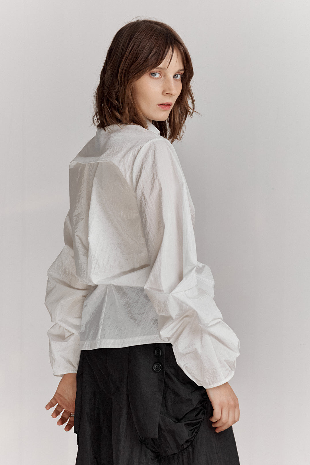 BLACKSUGAR TWIST FRONT BLOUSE | BS26007