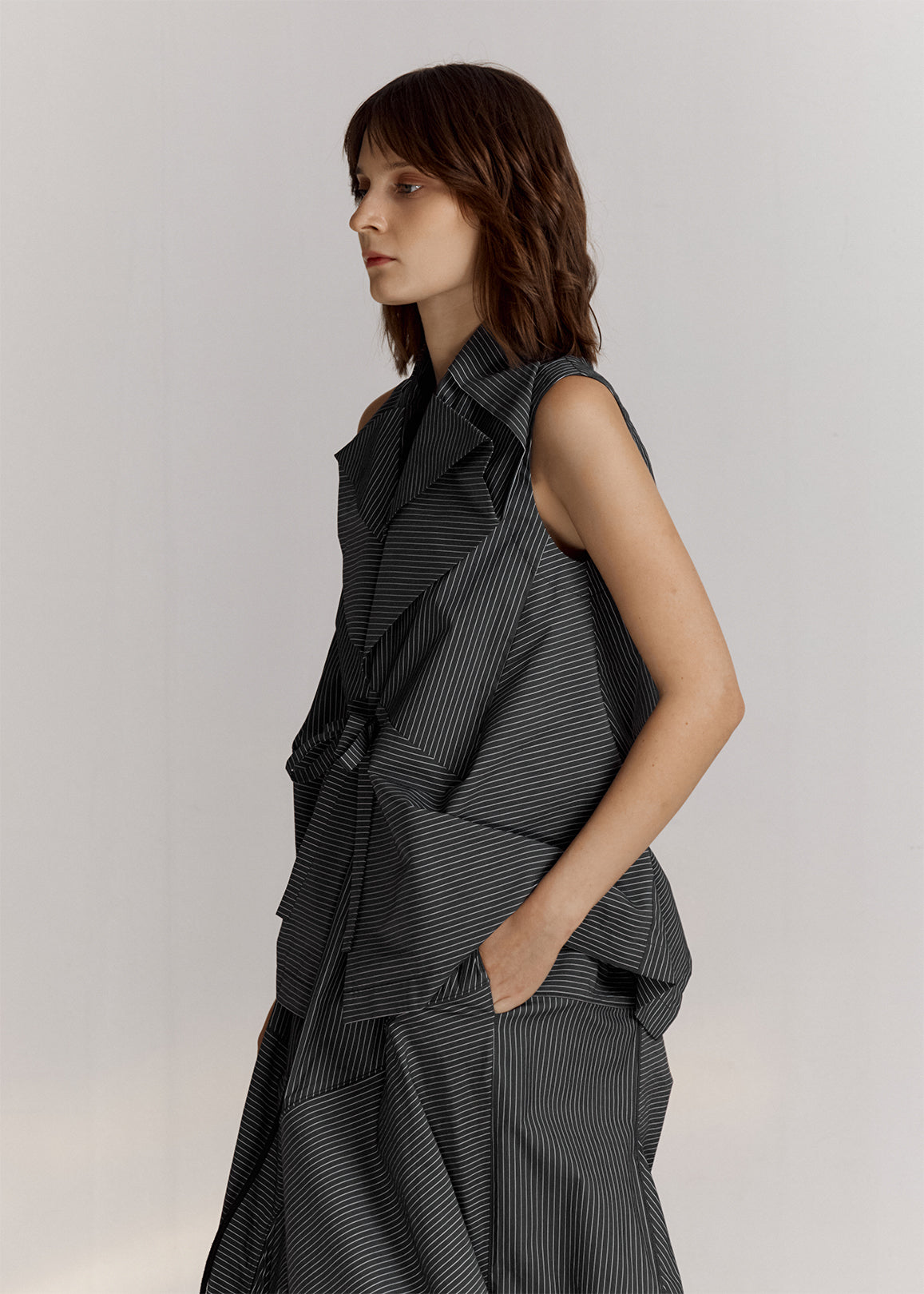 BLACKSUGAR STRIPED WRAP VEST | BP26007