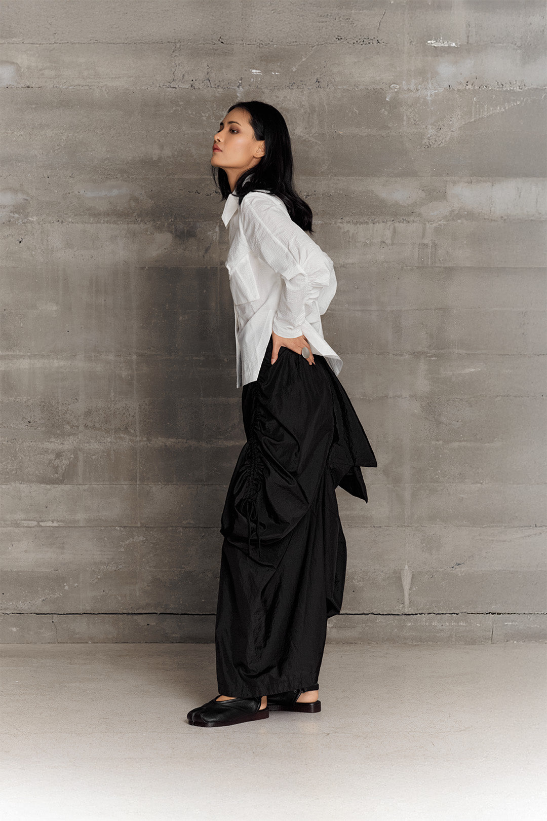 BLACKSUGAR ASYMMETRIC LAYER PANTS | BP26006