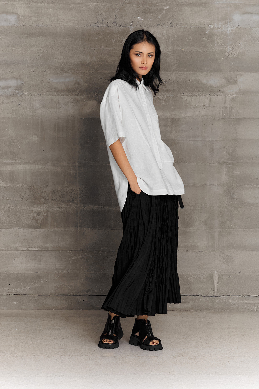 BLACKSUGAR CRINKLED PLEATED PANTS | BS26002