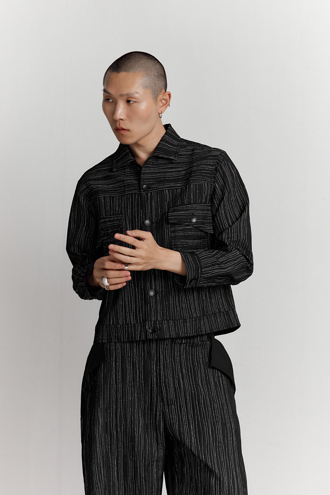 BLACKSUGAR ABSTRACT STRIPE JACKET | BS26028