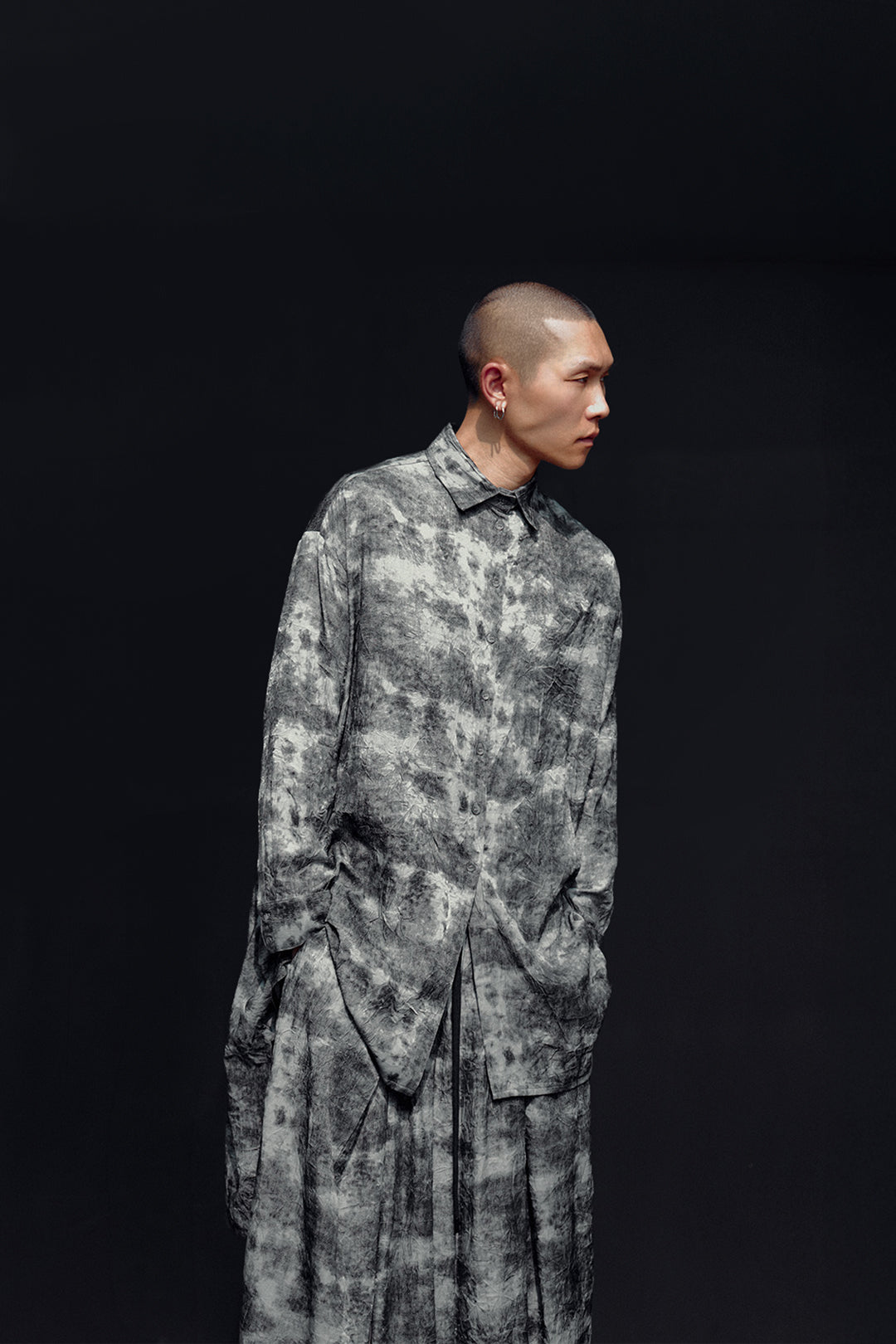 BLACKSUGAR ABSTRACT LONG SHIRT | BS26011